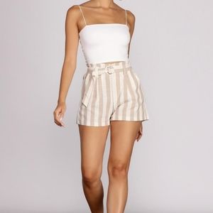 Square Neck Cropped Basic White Tank (S)